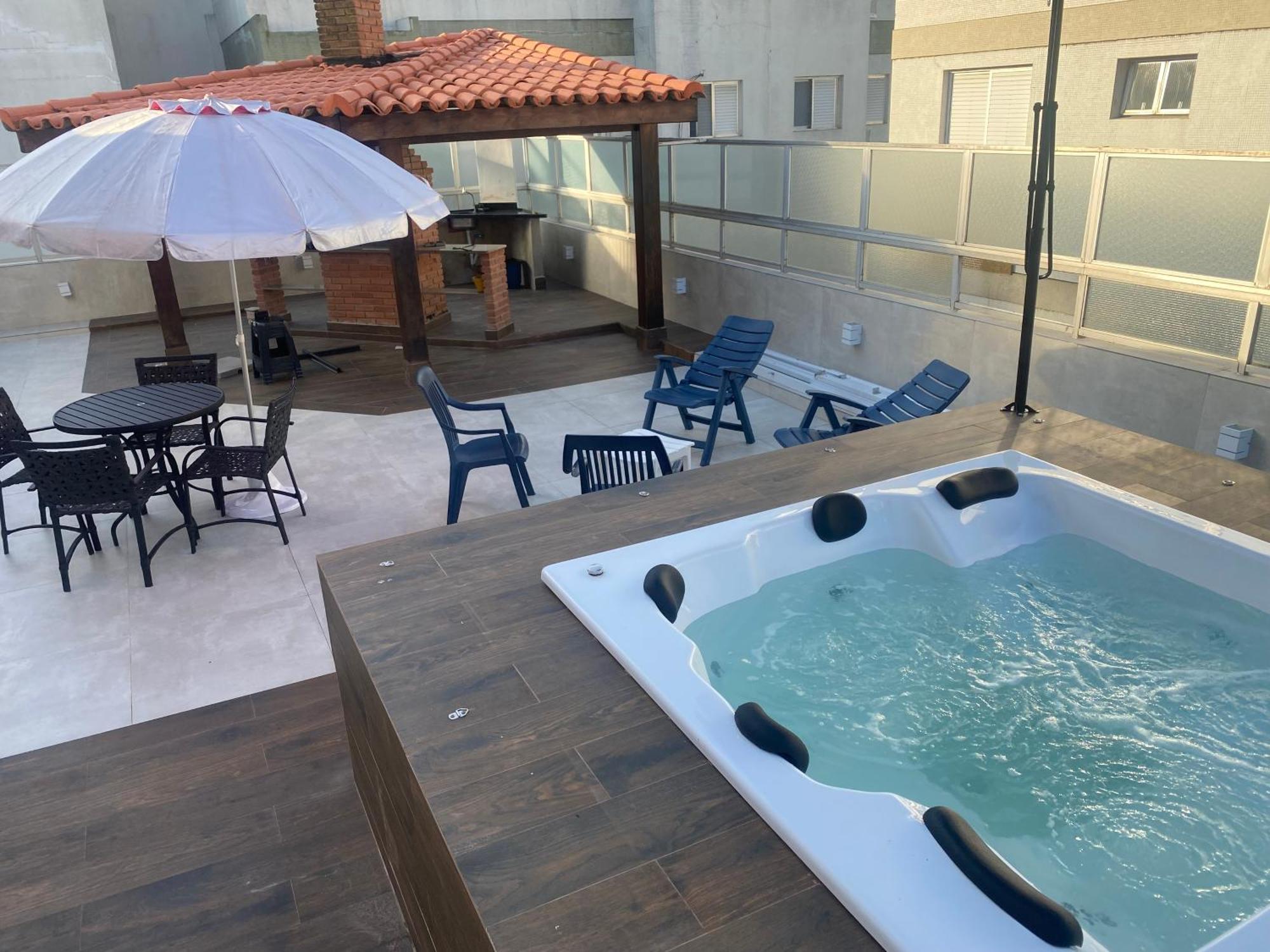 Cobertura Guaruja Apto Com Jacuzzi E Churrasqueira Exterior photo
